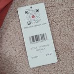 89th & Madison Top Red Size L Photo 1