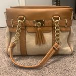 Apt. 9 NWOT Tan and ivory gold chain bag Photo 0