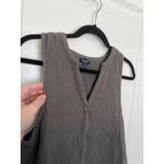 Splendid  Sleeveless Button Front V-Neck Crinkle Tank Top Dark Olive Women's S Photo 1