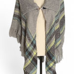 Vince Camuto  Plaid Gray Lime Green Collar Shawl Poncho Cape Fringed outerwear Photo 0