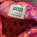 Vera Bradley Wicked Roxbury Crescent Crossbody Glinda Photo 10