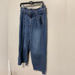 a.n.a . High Rise Wide Leg Crop Jeans NWT Size 6 Photo 1