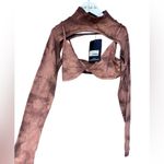 Pretty Little Thing Pretty Little Things Extreme Mock Neck Crop Long Sleeve Top & Matching Bra Sz 4 Photo 11