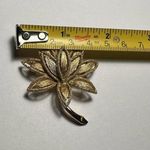 Avon Lotus Flower Gold Tone Brooch Pin Signed Photo 4