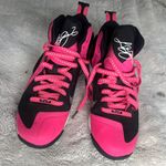 Nike Lebron Sneakers Photo 2