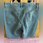 Riders By Lee  Ladies Midrise Bermuda Light Jean Shorts Sz 10M Photo 1