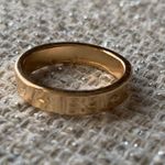 Boutique gold ring Photo 0