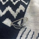 Madison 88 Knit Shawl, Wrap Women’s One Size Black & Gray Poncho Cardigan Photo 4