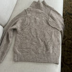 Universal Threads Universal Thread sweater Photo 0