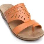kim rogers  Tauren Coral Perforated Faux Leather Sandals Size 9 Photo 0