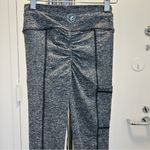 Celestial Bodiez Legging in Marled Gray with Side Pocket Photo 3