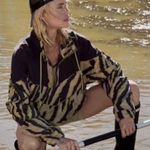 Free People NWOT Movement Walk The Line Pullover Sweatshirt Jacket M Photo 1