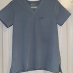 FIGS  Catarina Scrub Top One-Pocket Photo 0