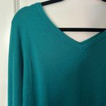 RDI  v - neck sweater Photo 1