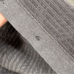 Lululemon  swiftly gray long‎ sleeve 6 floral Photo 4