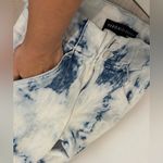 Veronica Beard  Kallie Tie Dye High Rise Straight Leg Crop Jeans Bleached Size 23 Photo 2