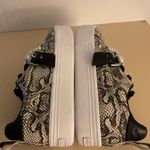 Karl Lagerfeld  Black and White platform embellished vidya pearls sneakers 11 Photo 11