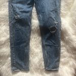 Divided  distressed jeans Photo 3