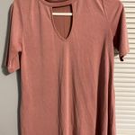 Active USA Cute V Neck Women’s Short Sleeve Top Photo 0