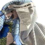 Caution to the Wind Caution of the wind halter top Photo 2