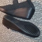 Bare Traps Umma Black Woven Comfort Shoes SIZE 7.5 Photo 3