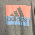 Adidas  Amplifier Tee Women's XS Gray Pink Logo‎ Photo 1