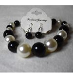 NWT Up Town Boho Chunky Xl Faux Pearl Black/White Set Hook Earrings 16"Necklace Black Photo 2