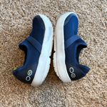 Oofos navy blue OOMG slip on shoes Size 7 Photo 4