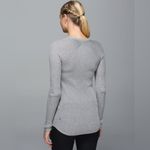 Lululemon Cabin Yogi Long Sleeve SEE MEASUREMENTS Photo 5