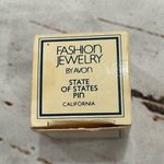 AVON STATE OF STATE CALIFORNIA PIN/TIE TACK LAPEL PIN Photo 10