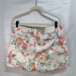 intro. | Women’s Bright Floral Cotton Shorts | Size 14 White Photo 1