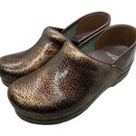 Dansko  Bronze‎ Brown Textured Crackle Leather Clogs Wood Grain Look Heel EU 39 Photo 0