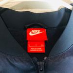 Nike WOMEN'S Northern Light PRINT BOMBER Photo 8