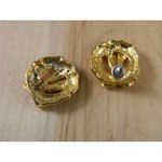 Vintage Holiday Wreath Earrings, Gold Wreath Post Earrings, Vintage Christmas Photo 4