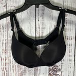 Amazon Essentials Women's Classic T Photo 6