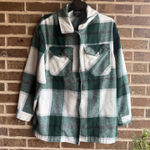Green and white flannel jacket Philadelphia eagles Size M Photo 0