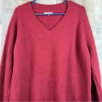 Emory park Size Medium Long Sleeve V-Neck Ribbed Maroon Hi-Lo Sweater Photo 3