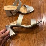 Easy Street Super Flex Comfort Silver Heels Elegant Design NEW Photo 1