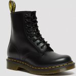 Dr. Martens Black Women’s Smooth Leather Lace Up Boots Sz 7 Photo 0