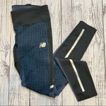 New Balance  Dry Pocket Mesh Back Leggings. Size Small. EUC Photo 1