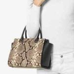 Michael Kors SELMA MEDIUM BAG COVER SWAP python print snake embossed leather Photo 1