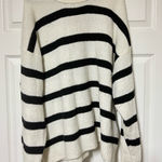 American Eagle  Sweater  Photo 0