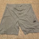 Everlast gray shorts size large Photo 0