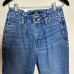 Hollister  Curvy Ultra‎ High-Rise Paper Bag Mom Jeans Size 26 Photo 2