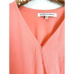 Cupcakes & Cashmere Irina Pink V Photo 2