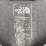 The North Face  Wander Long-Sleeve Shirt Grey V Neck Large Woman’s Photo 1