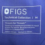 FIGS  Women’s Scrub Top Size Medium STYLE # W235W1045 PO#4370 Medical Uniform Photo 2