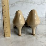 Life Stride Life Sride Heels Womens Parigi Pumps Beige Faux Leather kitten heels 8.5 M Photo 5