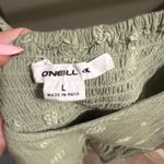 O'Neill  Green Top Photo 2
