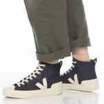 VEJA Wata II Size 9.5 New without Box MSRP $155 SOO Photo 3